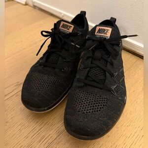 Nike Focus Flyknit- Women’s 8.5